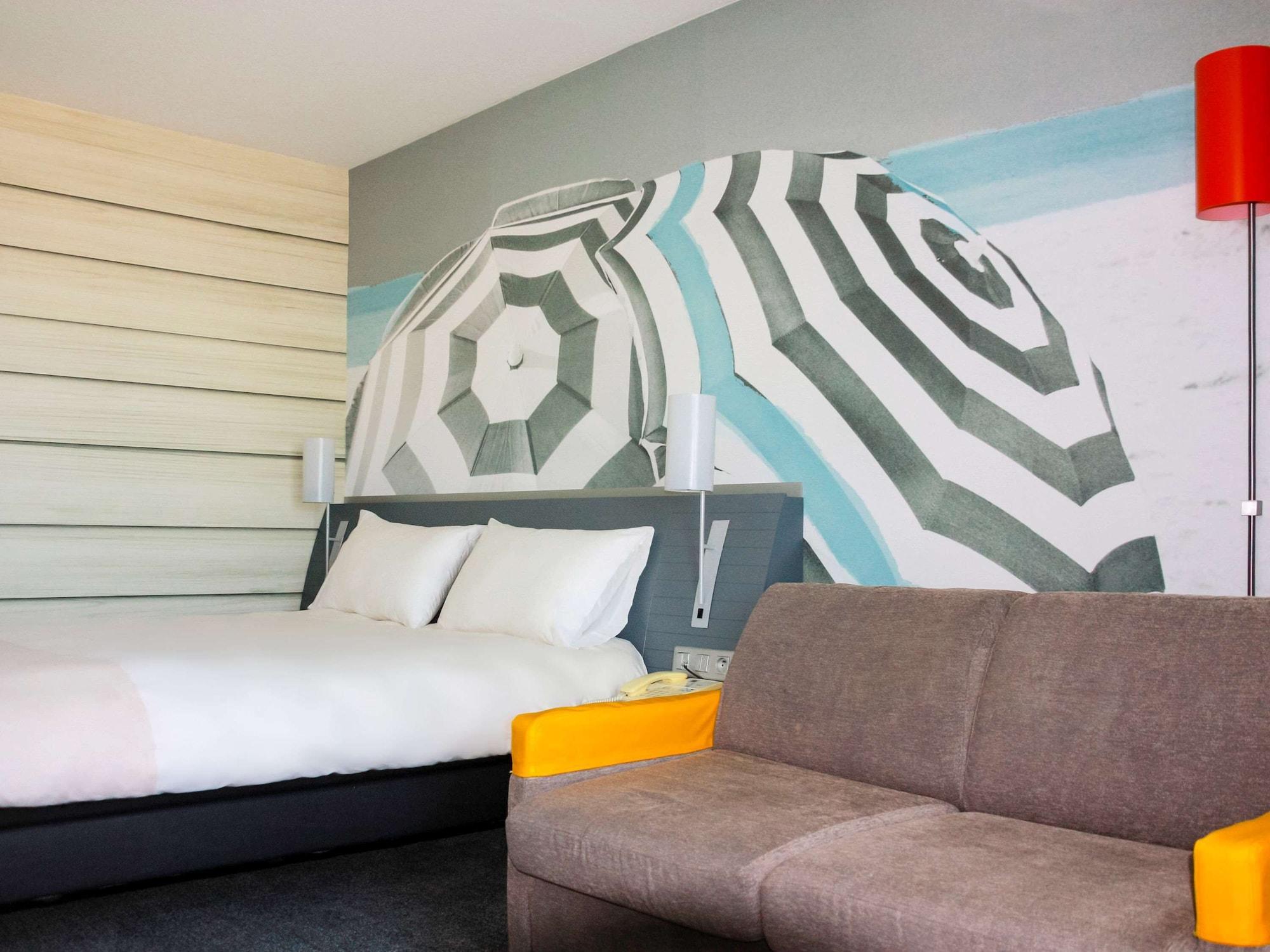 Ibis Styles Toulon La Seyne Sur Mer Exteriör bild