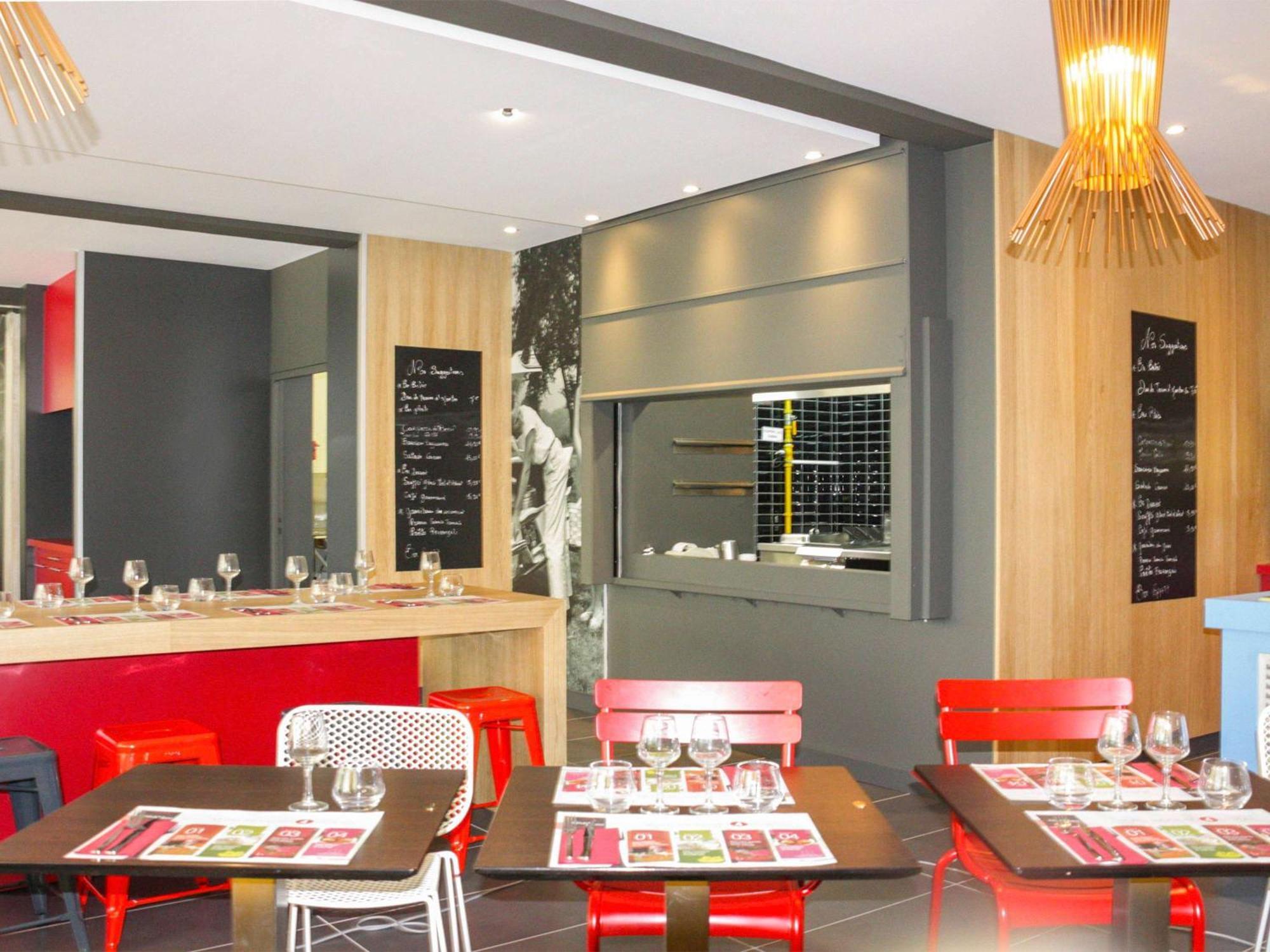 Ibis Styles Toulon La Seyne Sur Mer Exteriör bild