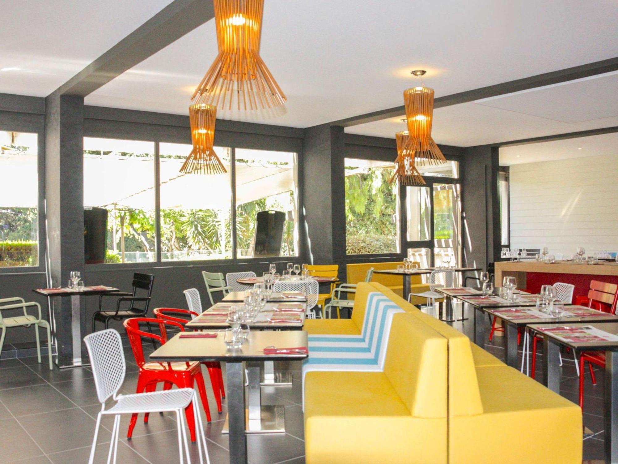 Ibis Styles Toulon La Seyne Sur Mer Exteriör bild