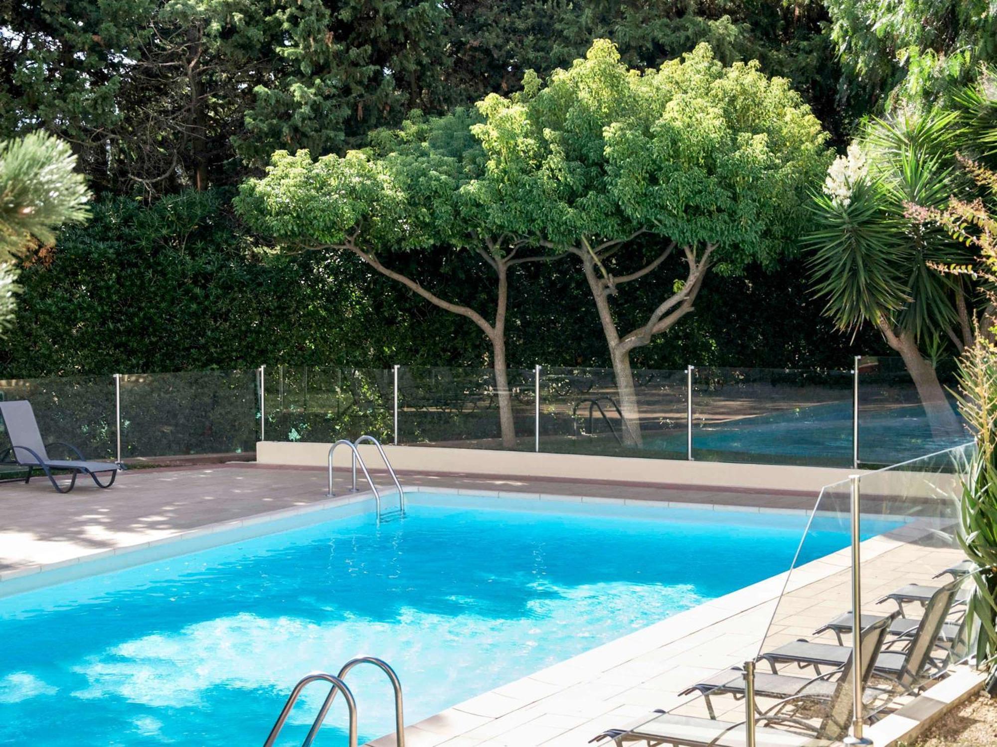 Ibis Styles Toulon La Seyne Sur Mer Exteriör bild