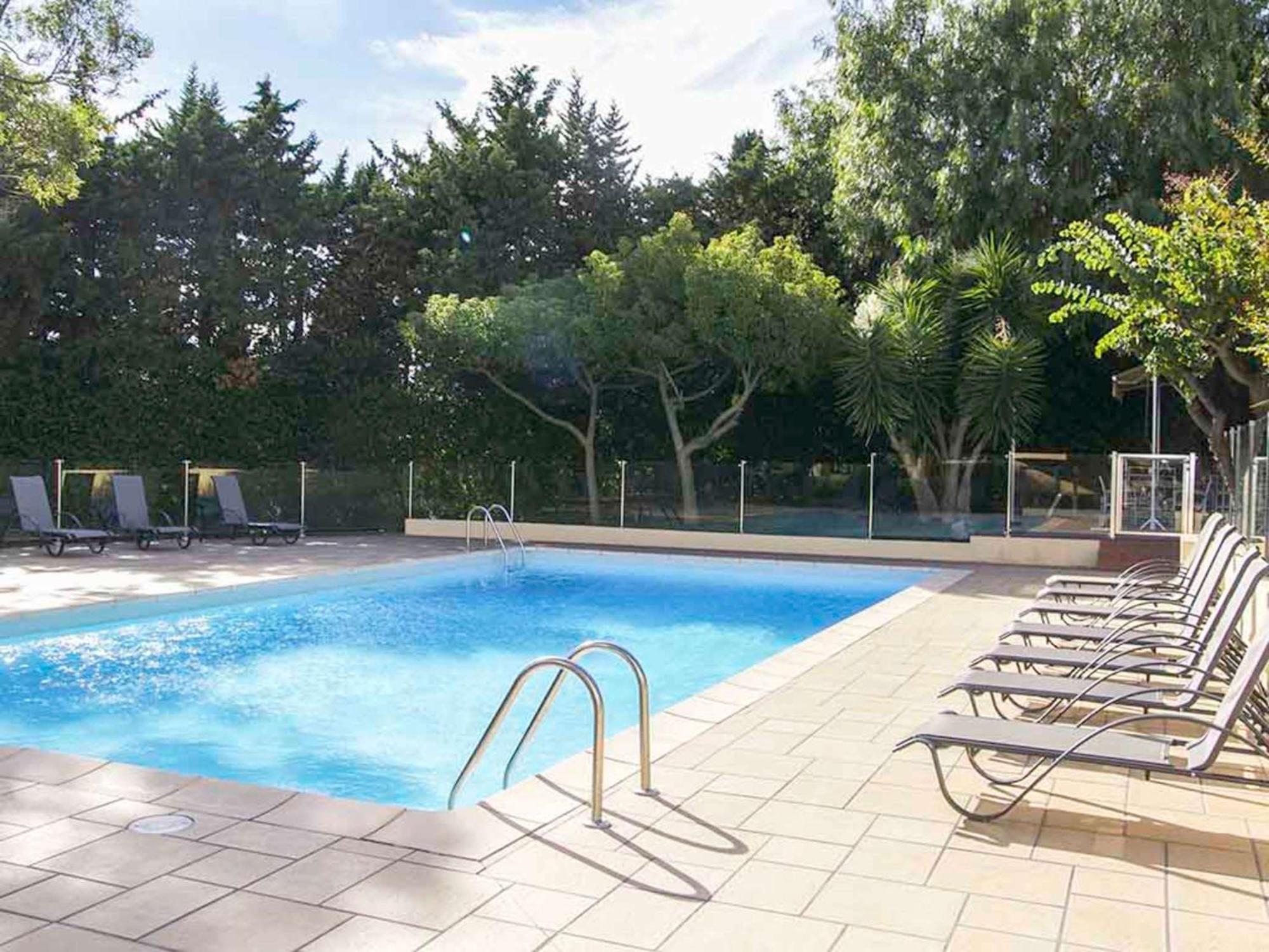 Ibis Styles Toulon La Seyne Sur Mer Exteriör bild
