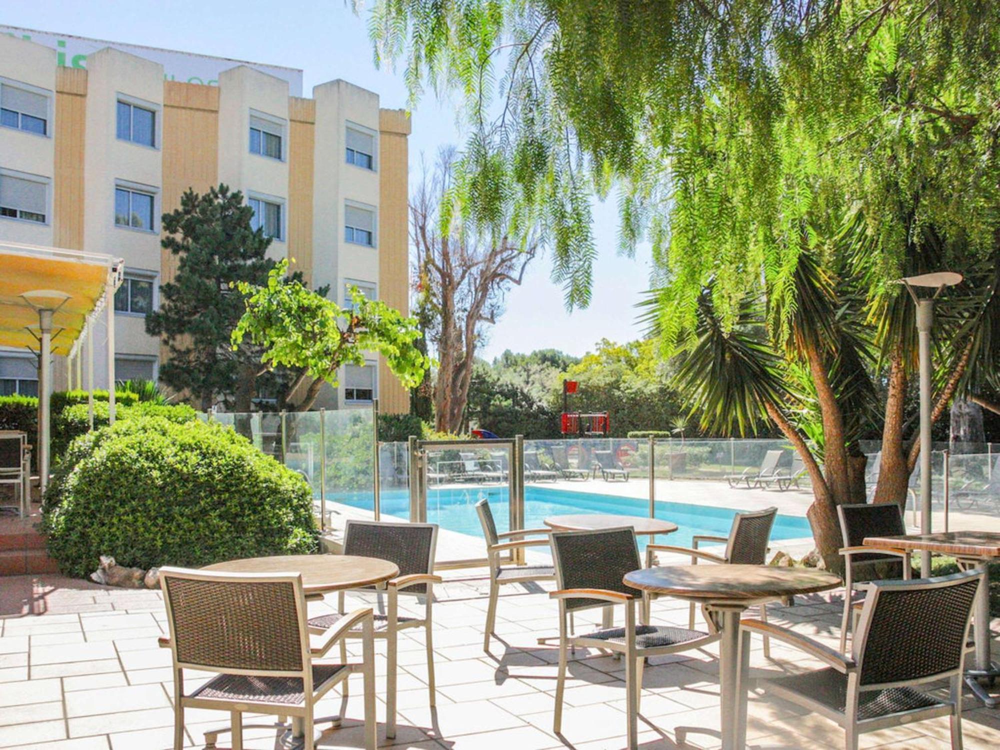 Ibis Styles Toulon La Seyne Sur Mer Exteriör bild