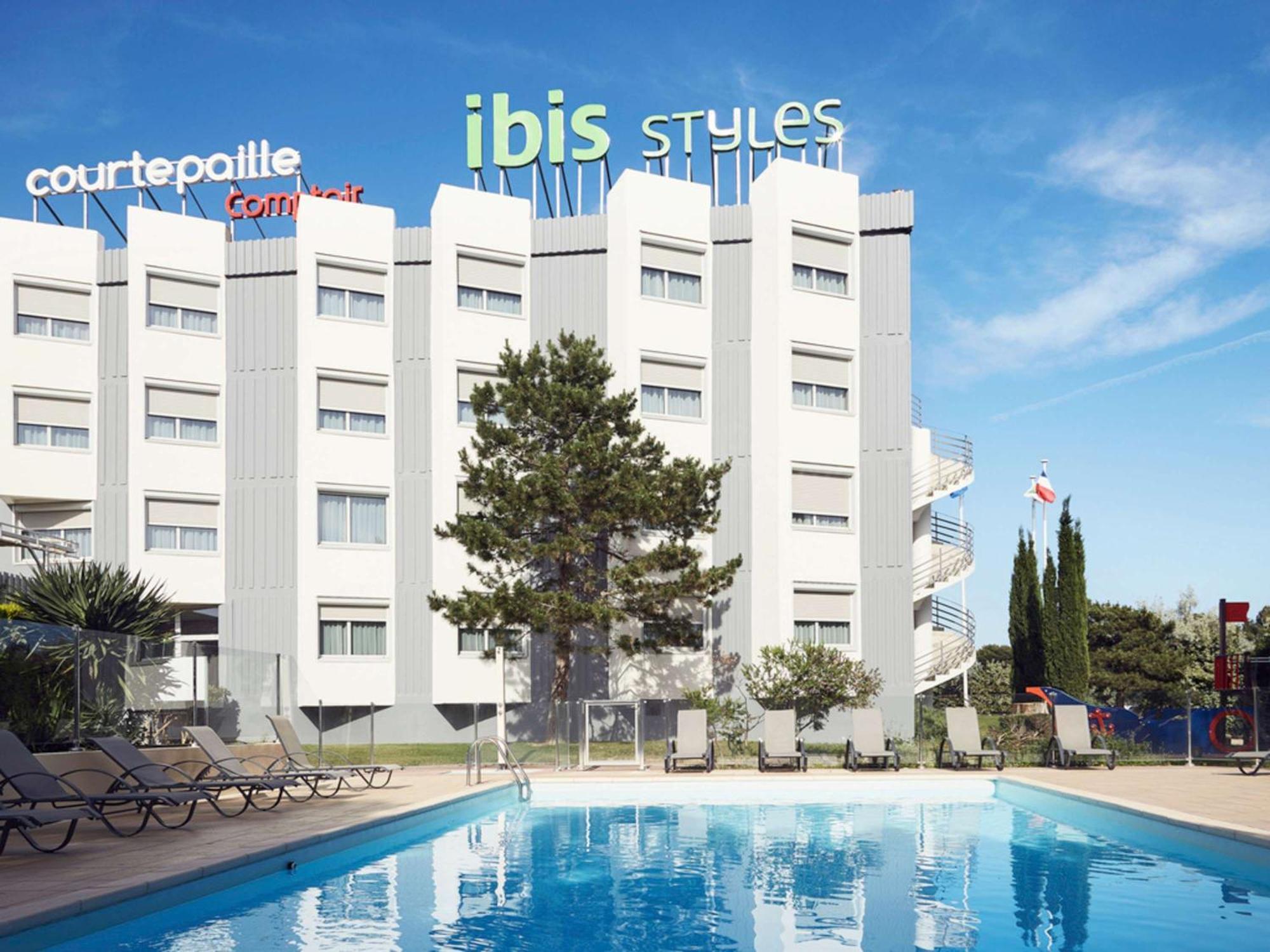 Ibis Styles Toulon La Seyne Sur Mer Exteriör bild