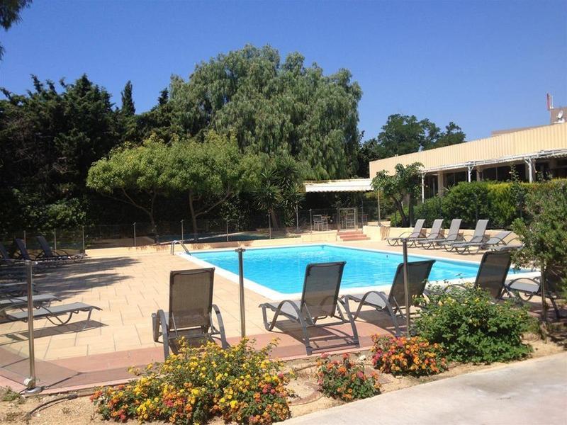 Ibis Styles Toulon La Seyne Sur Mer Exteriör bild