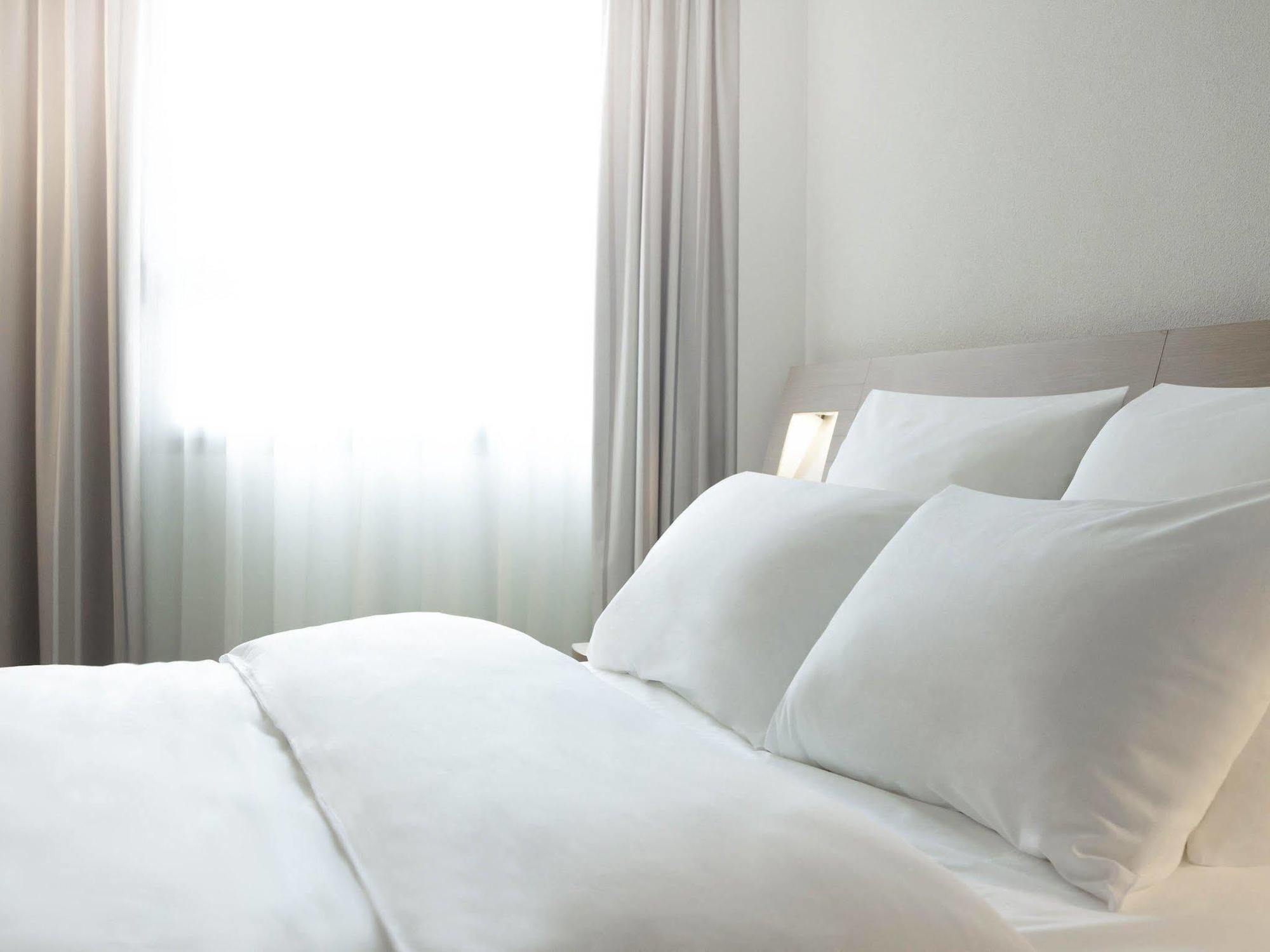 Ibis Styles Toulon La Seyne Sur Mer Exteriör bild